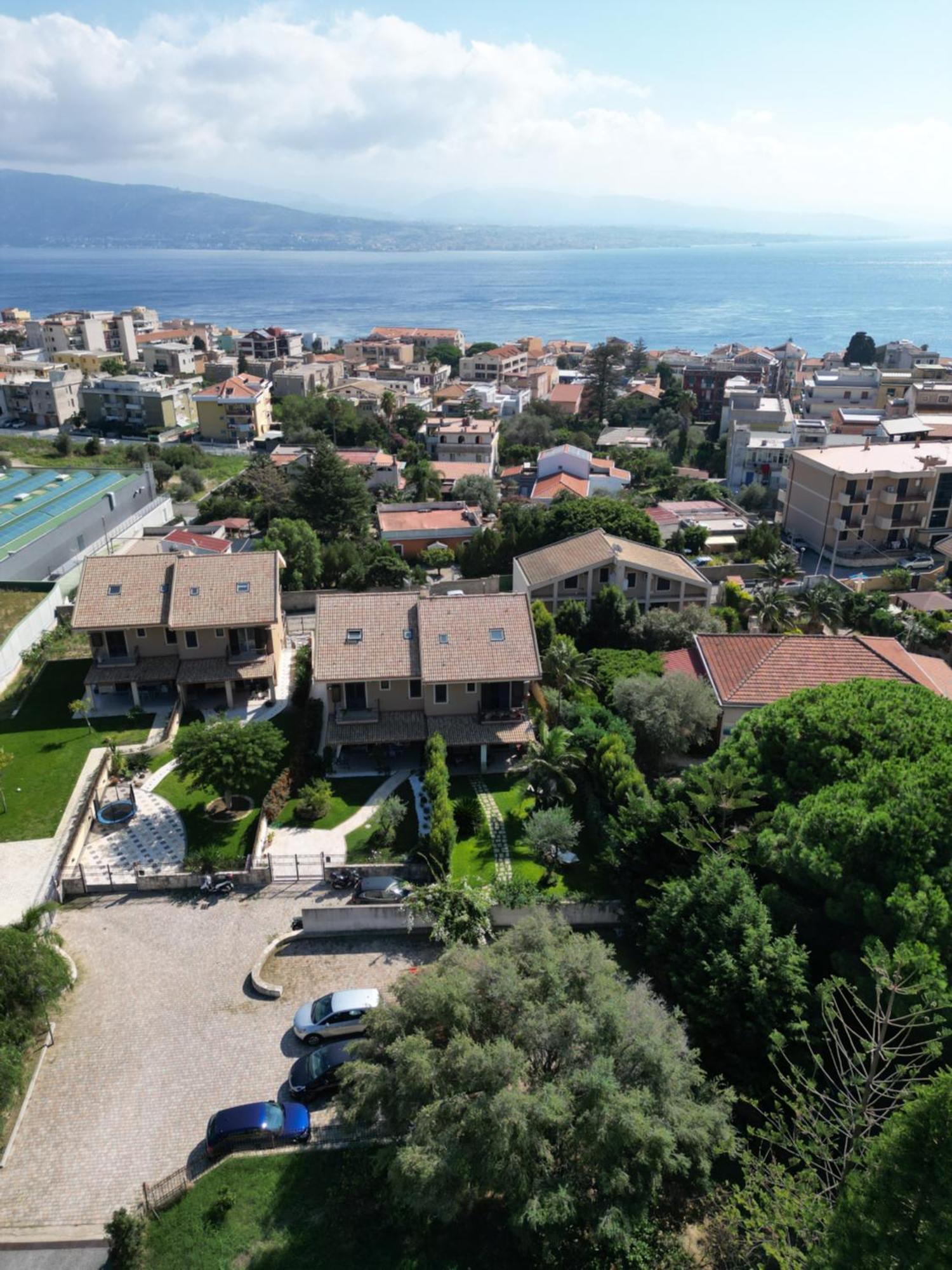 Domus Aurige Bed & Breakfast Messina Exterior photo